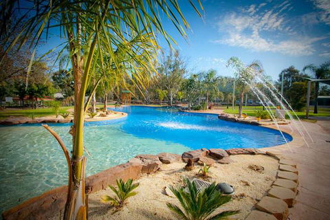 Tasman Holiday Parks - Merool On The Murray - Darwin Holiday 1