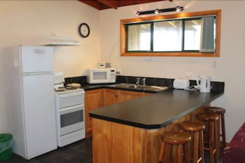 Freycinet Cottage 2 - Darwin Holiday 7
