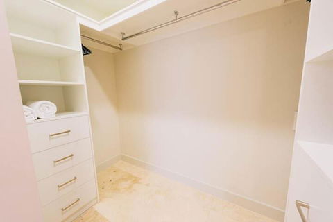 Villa Mercedes Luxury Villa - Darwin Holiday 6