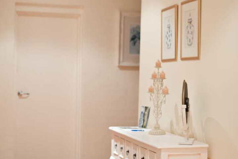 Avoca Valley Bed & Breakfast - Darwin Holiday 7