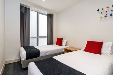 BreakFree On Collins - Darwin Holiday 3