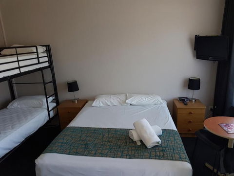Gateshead Tavern Motel - Darwin Holiday 4