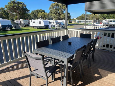Victor Harbor Holiday & Cabin Park - Darwin Holiday 3