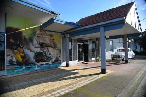 Ship Inn Motel - Darwin Holiday 0