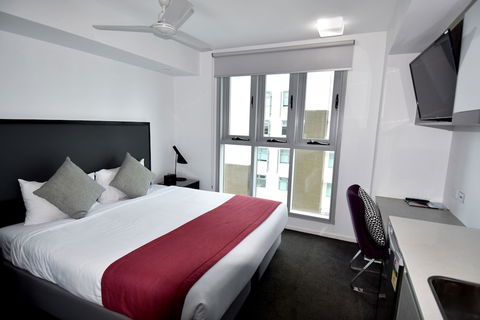 H On Mitchell Apartment Hotel - Darwin Holiday 5