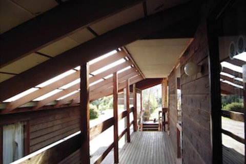 Merrijig Lodge - Darwin Holiday 2