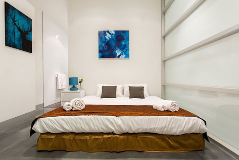 Anchor On Little Collins - Southern - Darwin Holiday 3