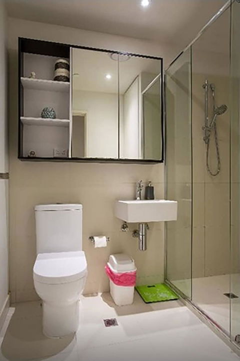 Anchor On Little Collins - Southern - Darwin Holiday 1