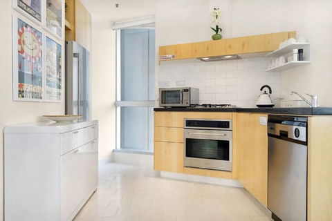 Melbourne Central - Darwin Holiday 3