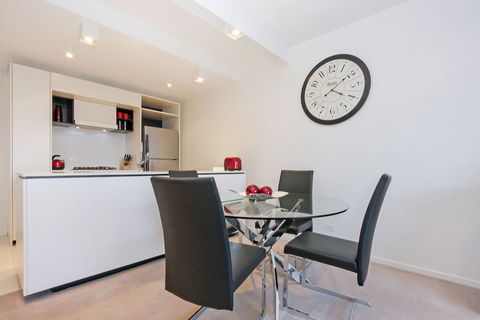 Accommodate Canberra - Dockside - Darwin Holiday 5