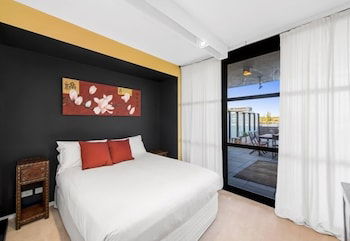 Accommodate Canberra - Dockside - Darwin Holiday 3