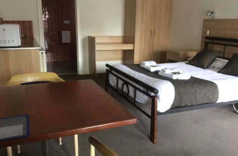 The Hahndorf Old Mill Motel - Darwin Holiday 4