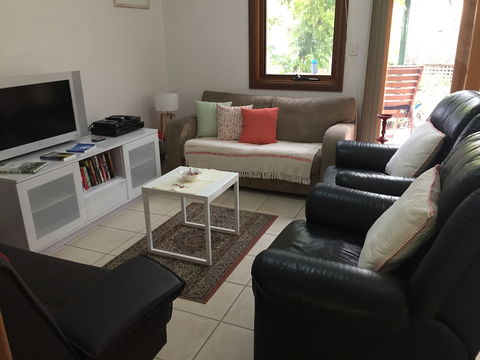 Clarevale Cottage B&B - Darwin Holiday 2