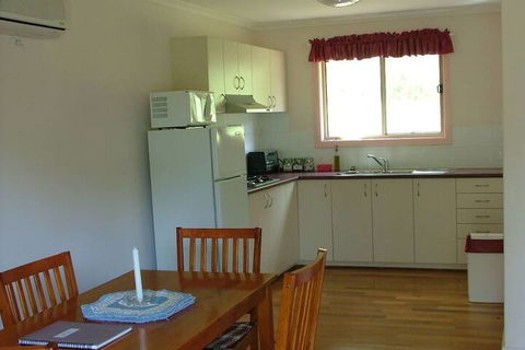Peacehaven Country Cottages - Darwin Holiday 5