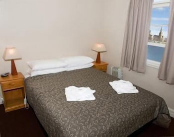 Alpine Hotel - Darwin Holiday 6