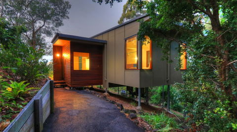 Montville Oceanview Cottages - Darwin Holiday 0