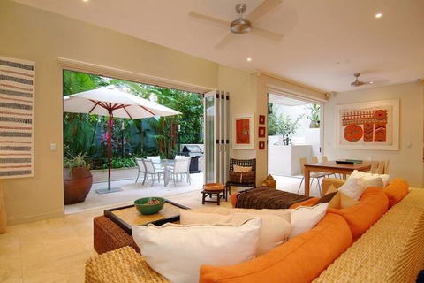 Latitude 16 On Grant St - Darwin Holiday 7