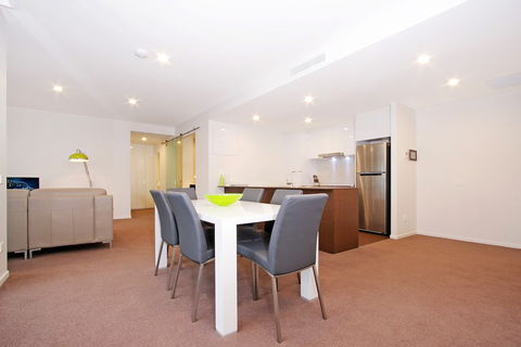 Accommodate Canberra - IQ - Braddon - Darwin Holiday 6