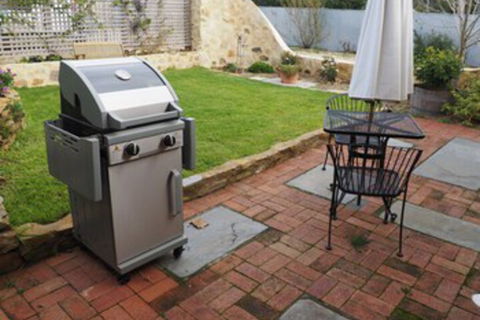 Cobblers Cottage B & B Accommodation - Darwin Holiday 0