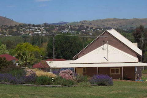 Church House B & B Gundagai - Darwin Holiday 2