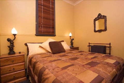 Church House B & B Gundagai - Darwin Holiday 4