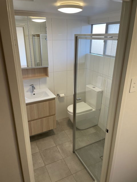Roxby Downs Motor Inn - Darwin Holiday 1
