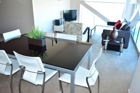 Southbank Apartments - 28 Southgate - Darwin Holiday 1