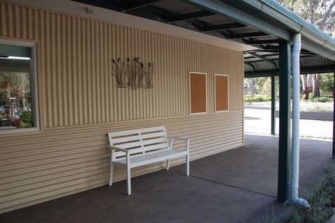 Eildon Pondage Holiday Park - Darwin Holiday 3