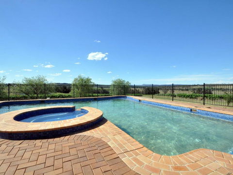 Beggars Bridge Vineyard Homestead W / Pool + Wifi + Tennis + Vineyard - Darwin Holiday 4
