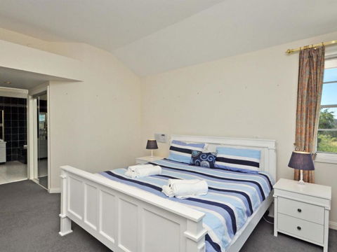 Beggars Bridge Vineyard Homestead W / Pool + Wifi + Tennis + Vineyard - Darwin Holiday 6