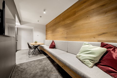 Elk At Falls - Darwin Holiday 5