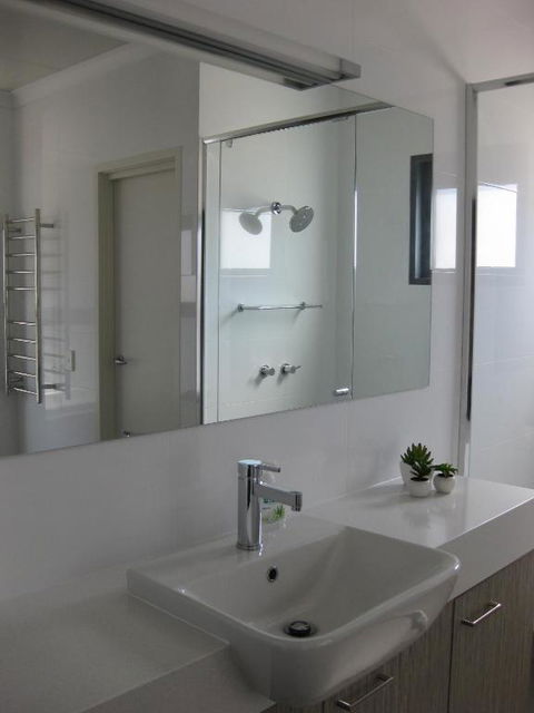 Hartzell One Seven - Darwin Holiday 1