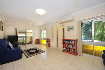 Seascape Holidays - 53 Reef Street - Darwin Holiday 0