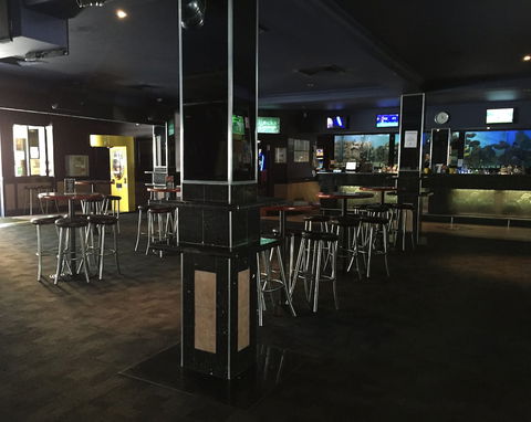 Harp Hotel - Darwin Holiday 5