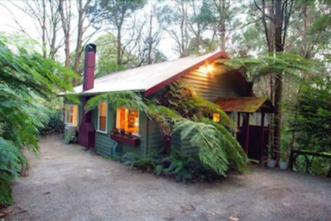A Cottage In The Forest - Darwin Holiday 0