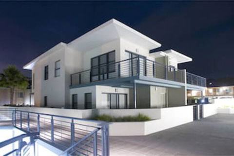 Mollymook Beachfront Executive Apartment - Darwin Holiday 1