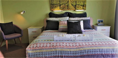 Mollymook Ocean View Motel Reward Long Stays - Over 18's Only - Darwin Holiday 1