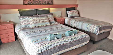 Mollymook Ocean View Motel Reward Long Stays - Over 18's Only - Darwin Holiday 0