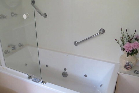 Hide Away Cottage Retreat - Darwin Holiday 6