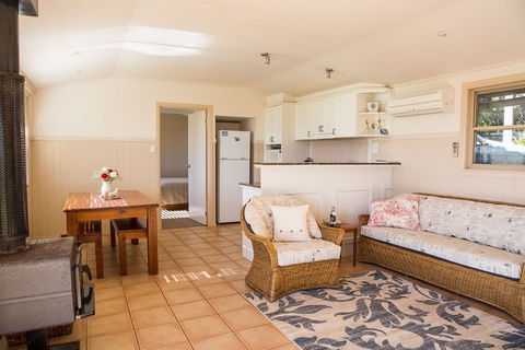 Hillview Cottages - Darwin Holiday 5