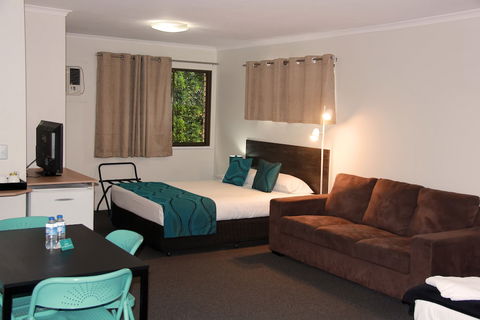Motel In Nambour - Darwin Holiday 2