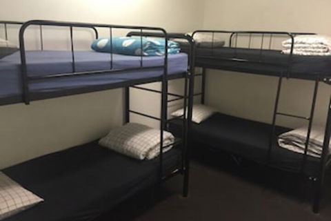 Down Under Hostels - Surfers Paradise - Darwin Holiday 4