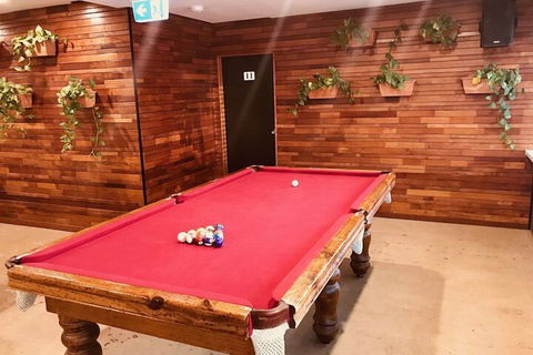 Down Under Hostels - Surfers Paradise - Darwin Holiday 7