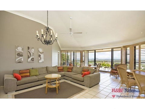 Belle De Jour U5 - Darwin Holiday 2