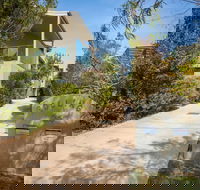 Rolling Waves 3 - Darwin Holiday