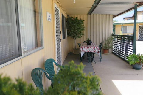 Jurien Beachfront Holiday Units - Darwin Holiday 2