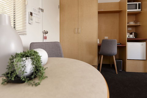 Elphin Motel & Serviced Apartments - Darwin Holiday 4