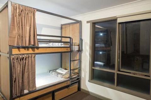 Nomads St. Kilda Beach - Darwin Holiday 2