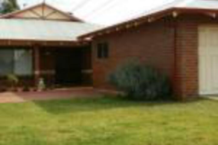 Applecross WA Darwin Holiday