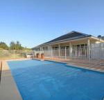 Silver Springs 4br Cottage with Wifi Views Olives  Space . Fireplace Views Olives  Space - Darwin Holiday